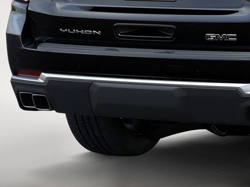 New 2026 GMC Yukon Denali w/ Denali Reserve Package AWD/4WD image 14