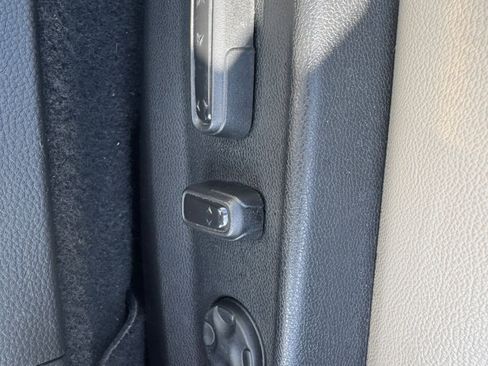 Used 2021 Honda Accord EX-L image 11