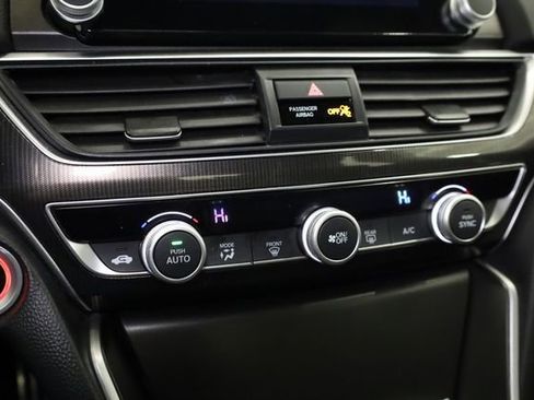 Used 2018 Honda Accord Sport image 24