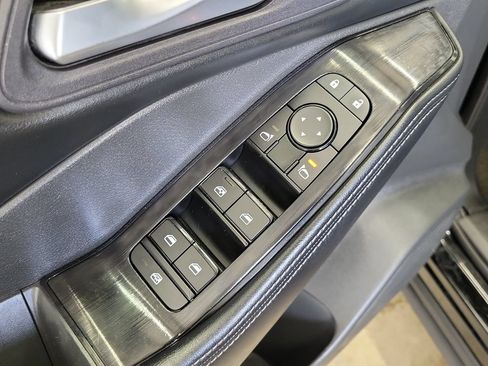 Used 2024 Nissan Rogue SV FWD image 19