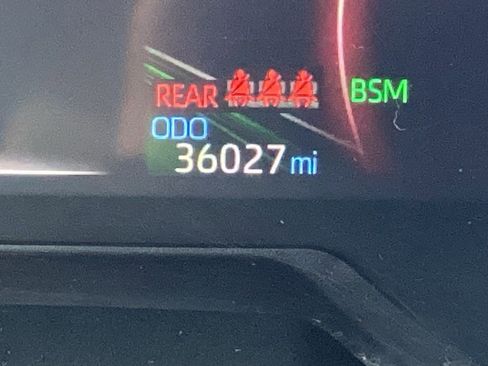 Used 2025 Toyota RAV4 XLE image 4