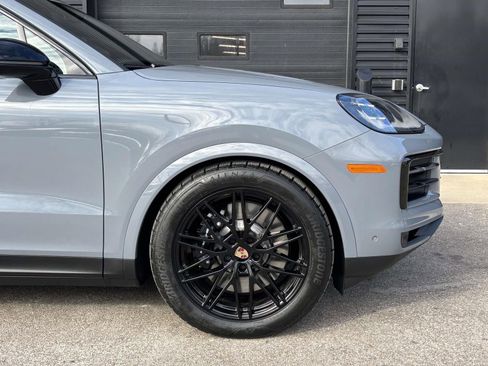 New 2026 Porsche Cayenne S AWD/4WD image 14