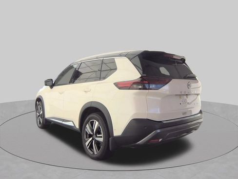 Certified 2023 Nissan Rogue SL w/ SL Premium Package AWD/4WD image 4