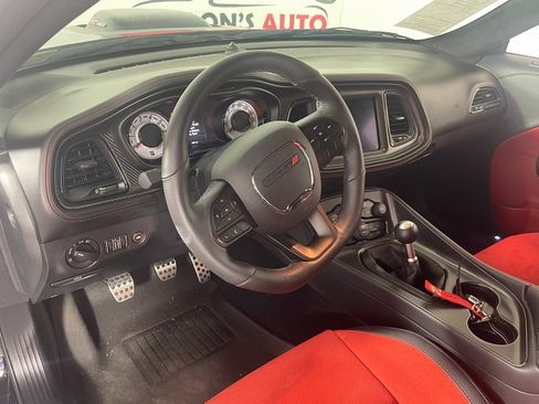 Used 2022 Dodge Challenger R/T Scat Pack image 16