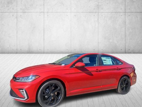 New 2026 Volkswagen Jetta SE image 9