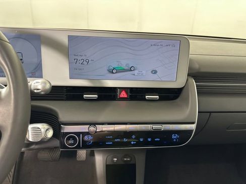 Used 2024 Hyundai Ioniq 5 SEL image 21