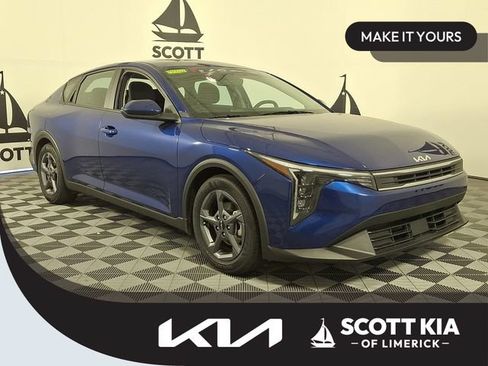 Certified 2025 Kia K4 FWD image 1
