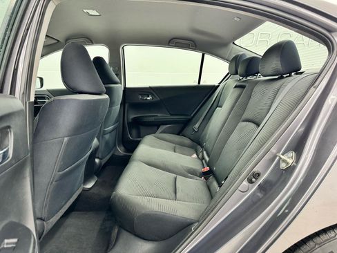 Used 2017 Honda Accord LX image 15