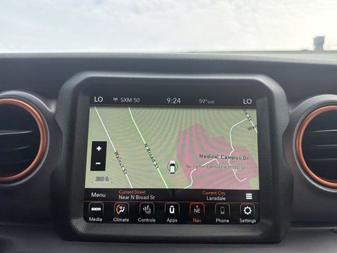 Used 2022 Jeep Gladiator Mojave w/ LED Lighting Group AWD/4WD image 24