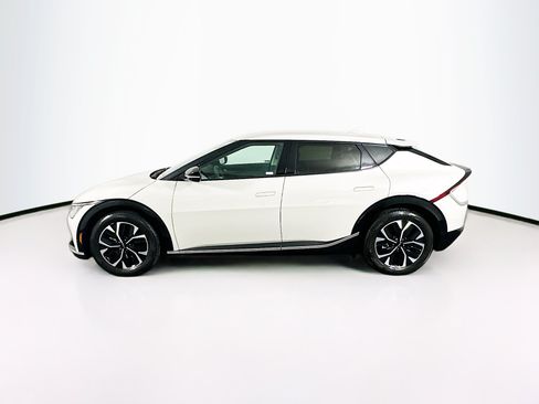 Used 2023 Kia EV6 Wind RWD image 4