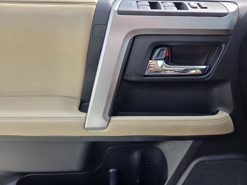 Used 2023 Toyota 4Runner SR5 Premium w/ Moonroof Package RWD image 27