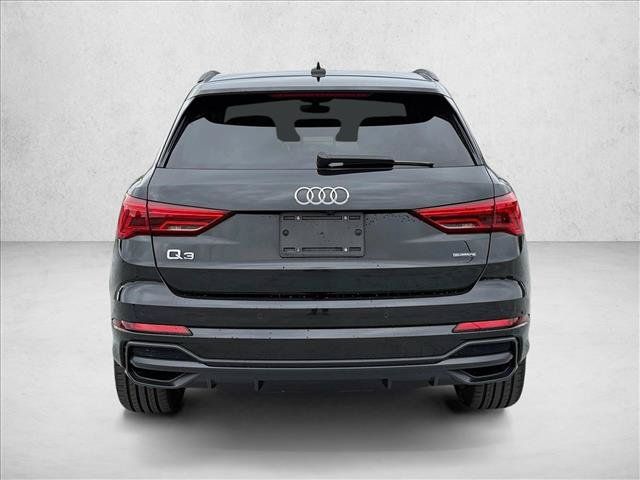 Used 2022 Audi Q3 2.0T Premium Plus AWD/4WD image 6