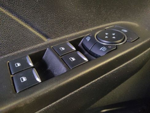 Used 2021 Ford Escape Titanium image 27