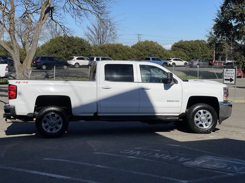 Used 2019 Chevrolet Silverado 2500 LT image 6