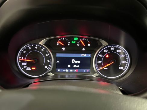 Used 2024 GMC Terrain SLT w/ Elevation Edition AWD/4WD image 16