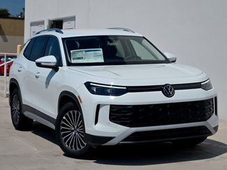 New 2025 Volkswagen Tiguan S video 2