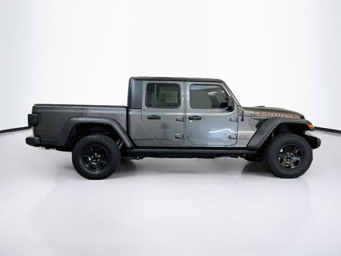 Used 2022 Jeep Gladiator Mojave w/ Cold Weather Group AWD/4WD image 10