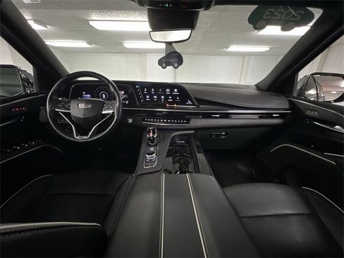 Certified 2023 Cadillac Escalade ESV Sport w/ LPO, ONYX Package image 21