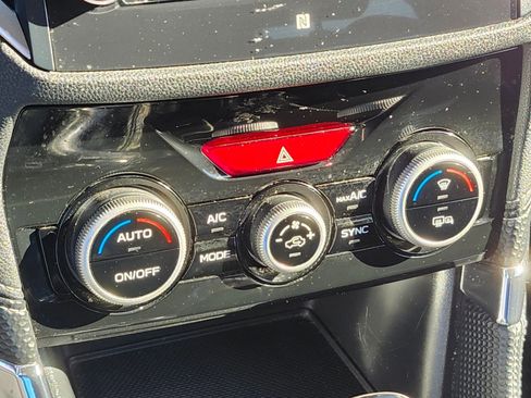 Used 2021 Subaru Forester Touring image 23