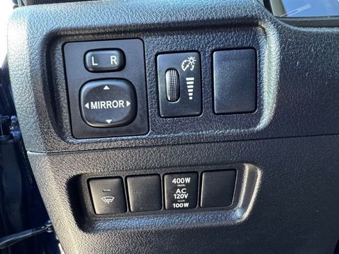 Used 2016 Toyota 4Runner SR5 image 18