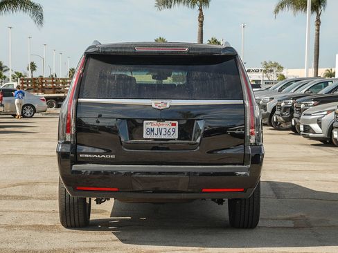 Used 2019 Cadillac Escalade ESV Platinum AWD/4WD image 5