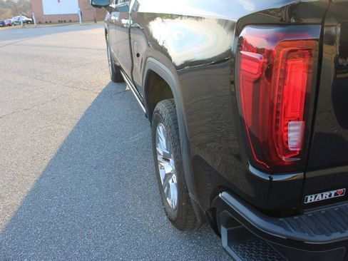 Used 2022 GMC Sierra 1500 Denali w/ Technology Package image 42