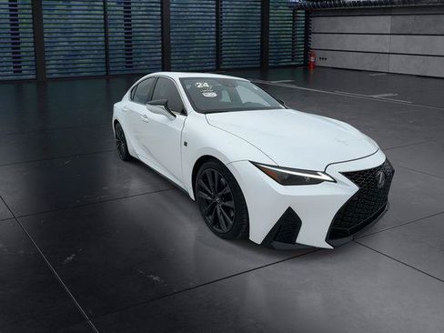 Certified 2024 Lexus IS 350 F Sport RWD image 2