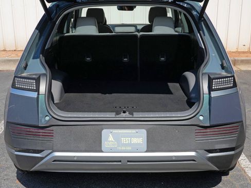 Used 2022 Hyundai Ioniq 5 SEL w/ Cargo Package RWD image 9