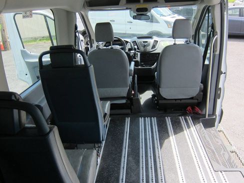 Used 2016 Ford Transit 350 XL RWD image 17