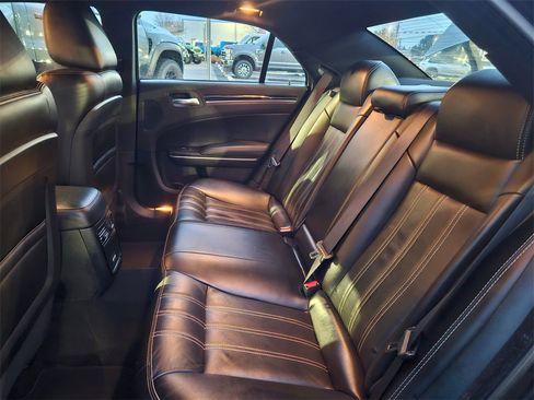 Used 2023 Chrysler 300 S image 29