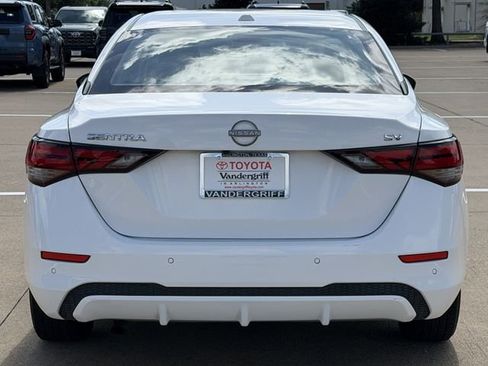 Used 2024 Nissan Sentra SV FWD image 5
