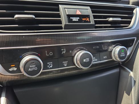 Certified 2018 Honda Accord Sport image 27