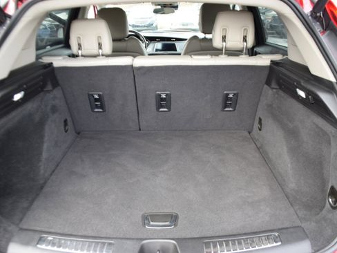 Used 2021 Cadillac XT4 Premium Luxury image 39