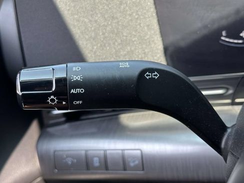 Used 2024 Hyundai Kona SEL AWD/4WD image 29
