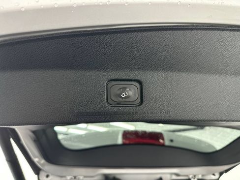 Used 2018 Ford Explorer Limited FWD image 22
