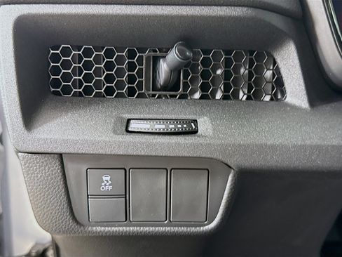 Certified 2025 Honda CR-V LX image 9