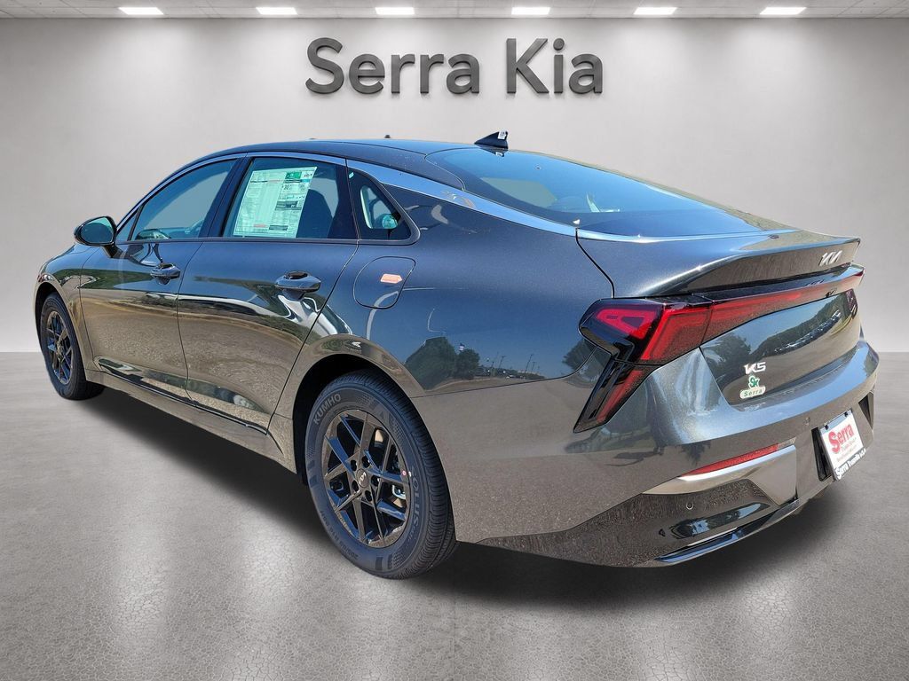 New 2026 Kia K5 LXS FWD image 3