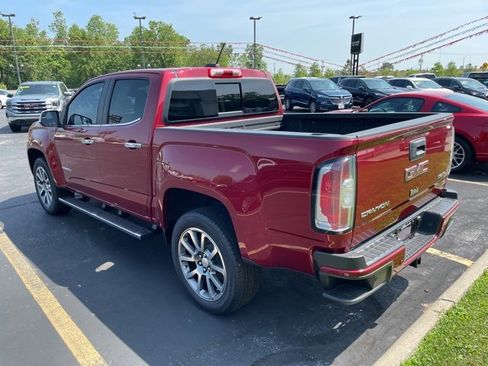 Used 2019 GMC Canyon Denali image 4