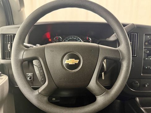 Used 2019 Chevrolet Express 3500 LT w/ LT Preferred Equipment Group image 33