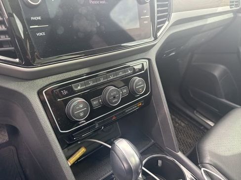 Used 2023 Volkswagen Atlas SE w/ Panoramic Sunroof Package FWD image 51