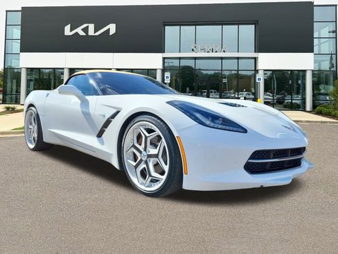 Used 2014 Chevrolet Corvette Stingray Convertible image 1