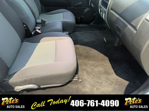 Used 2011 Chevrolet Colorado W/T AWD/4WD image 10