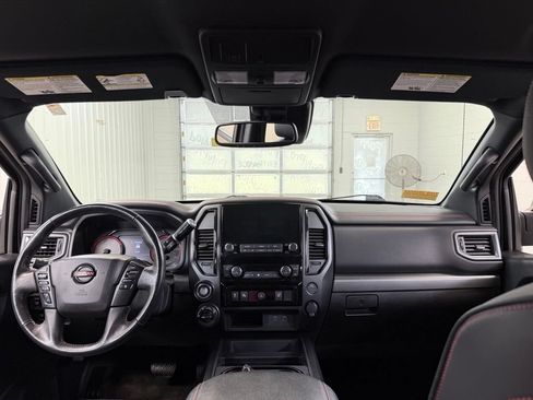 Used 2021 Nissan Titan PRO-4X AWD/4WD image 26