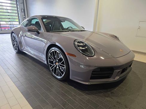 Used 2026 Porsche 911 Carrera RWD image 9