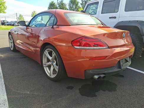 Used 2016 BMW Z4 sDrive28i RWD image 4