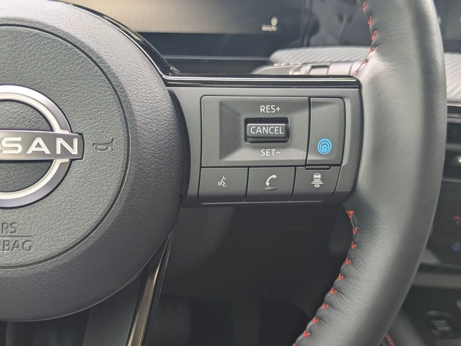 Certified 2025 Nissan Kicks SR w/ SR Premium Package FWD image 22