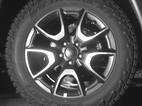 Used 2025 Jeep Compass Trailhawk image 15