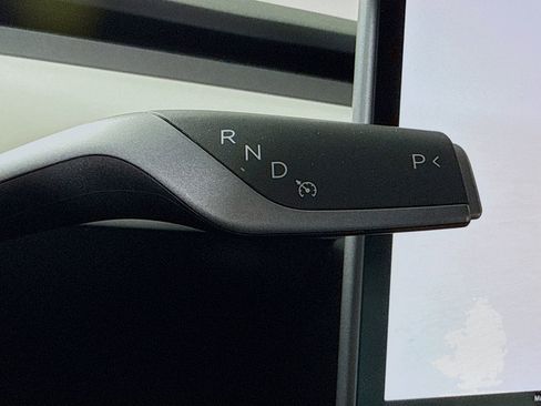 Used 2023 Tesla Model Y Long Range image 20