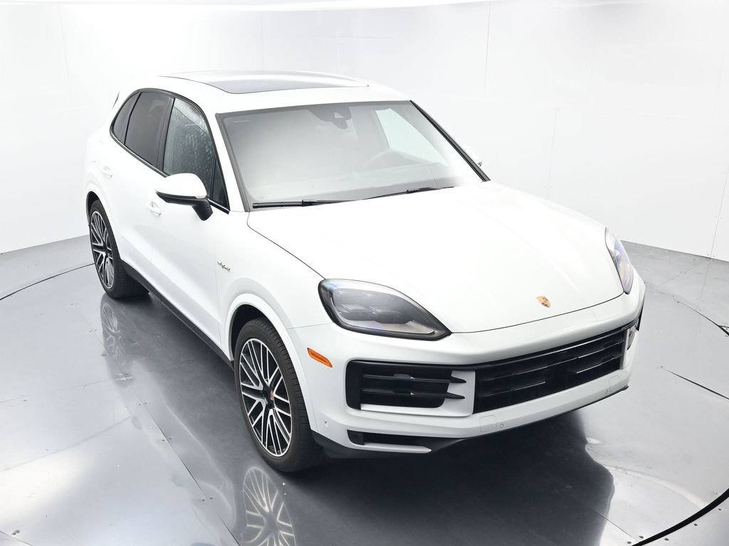 Certified 2026 Porsche Cayenne E-Hybrid AWD/4WD image 40