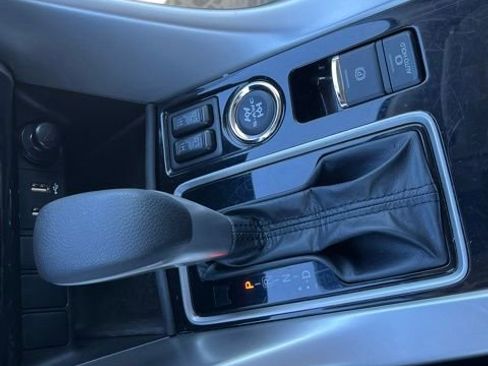 Used 2025 Mitsubishi Eclipse Cross SE AWD/4WD image 16